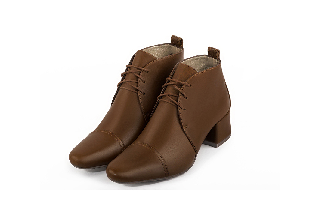 Bottines marron online lacets